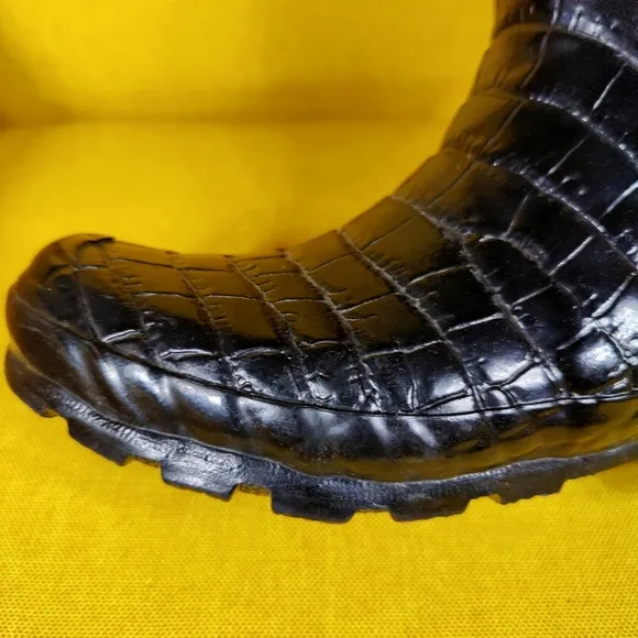 JIMMY CHOO &amp; HUNTER Special Edition Rain Croc Black Animal Print Lined Boot Sz 4