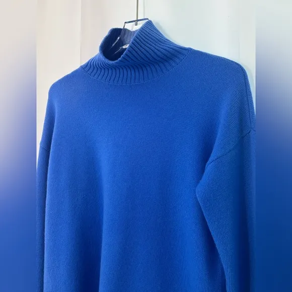 J.MCLAUGHLIN Dina Cashmere Turtleneck