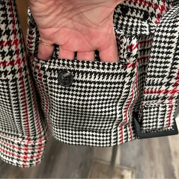 JONES NEW YORK GLEN PLAID WINTER COAT JACKET BELTED WAIST BLACK WHITE RED WINTER