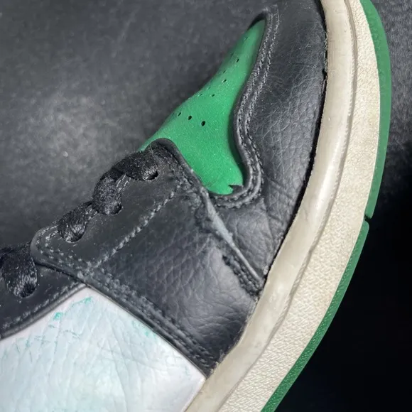 Jordan 1 Mid Pine Green Men's 8 Green 554724-067 Lace Up Basketball Sneakers