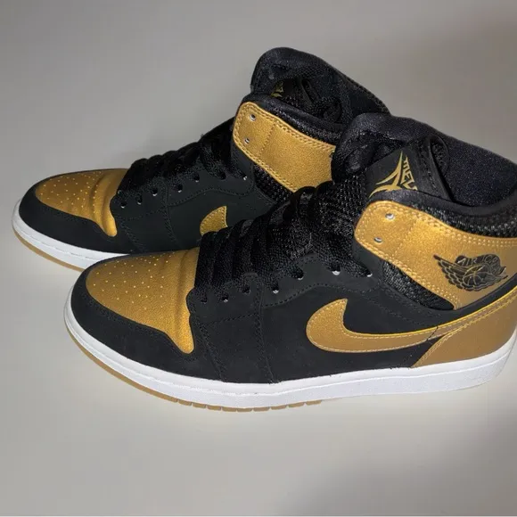 Jordan 1 Retro Melo PE - Men's Black and Gold Sneakers
