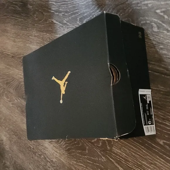 Jordan Pro Strong Sneakers Youth Size 6