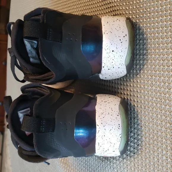 Jordan sneakers 6 (big boy) black and blue