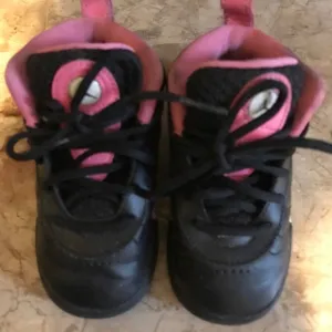 Jordan Sneakers (Baby)