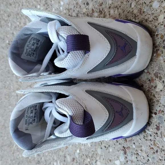 Jordan True Flight 2008 White Grey Purple Sneakers Youth 6 Michael Nike