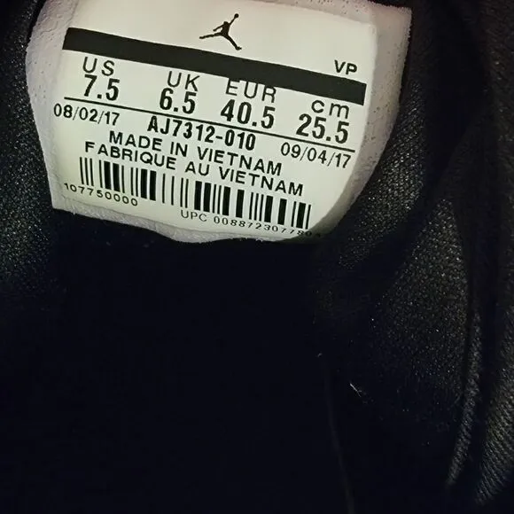 Jordan First Class sneakers size 7.5