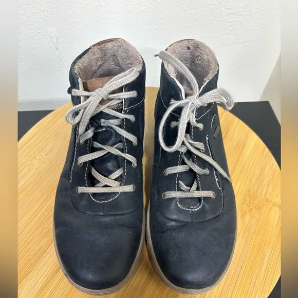 Josef Seibel Women's EU 39 US 8.5 Steffi 53 Lace Up Ankle Boot Ocean Blue