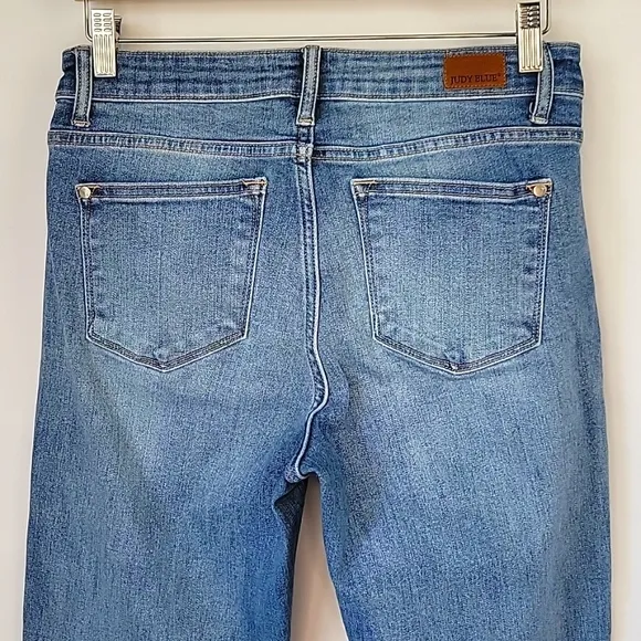 Judy Blue Boyfriend Fit Jeans Light Medium Wash Size 28