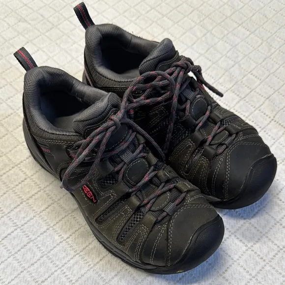 Keen Athletic Shoes Gray and Pink with Steel Toe &amp; Dr Scholls Inserts