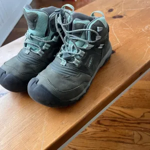KEEN hiking boots blue/ gray. Size 2