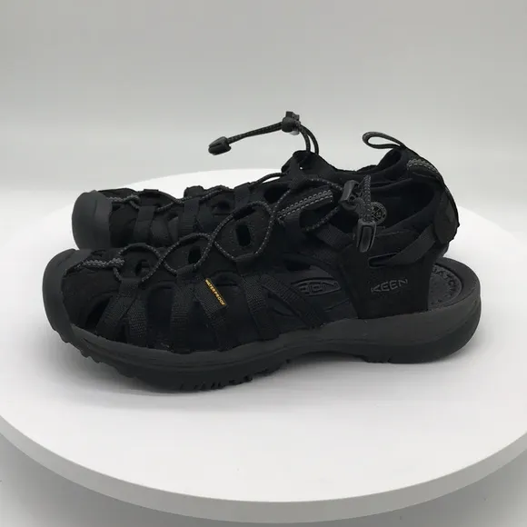 Keen mens  Black Outdoor Sandals size 9 US