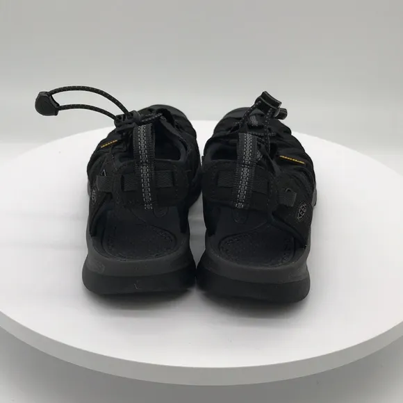 Keen mens  Black Outdoor Sandals size 9 US