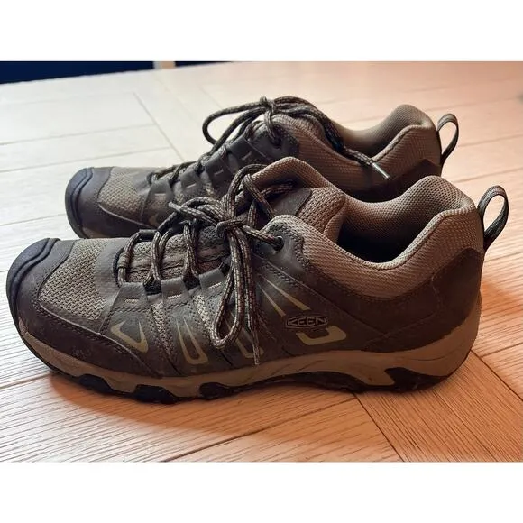 Keen men’s Oakridge waterproof hiking boots. Worn only 2x.‎ Brown. Lace up.Sz 12