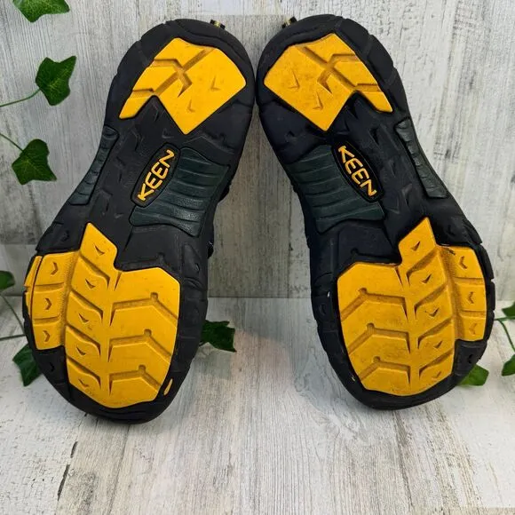 Keen Navy Blue Newport H2 Sandles Big Kid Size 6 (Youth) Outdoor