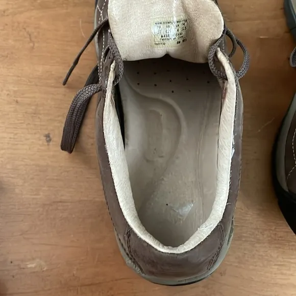 Keen Toyah Sneakers Size 6.5