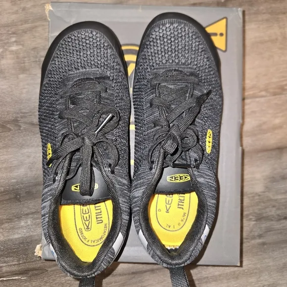 KEEN Utility Sparta Low Alloy Safety Toe‎ ESD Non Slip Work Shoe Women's…