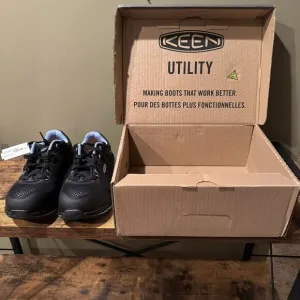 KEEN Utility Women's Vista Energy Composite Toe Industrial Work Safety Shoes 7.5