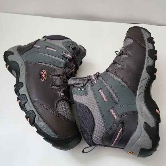Keen Women’s Steens mid waterproof hiking boots Size 10