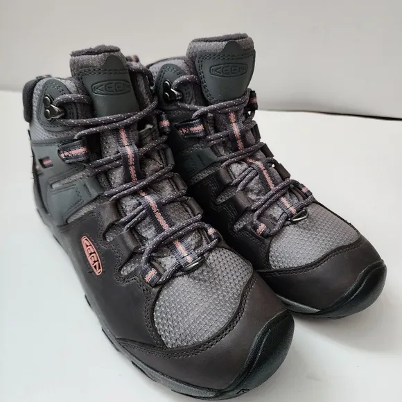 Keen Women’s Steens mid waterproof hiking boots Size 10