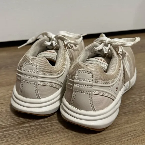 Keen Women's Utility Shoe Size 7.5