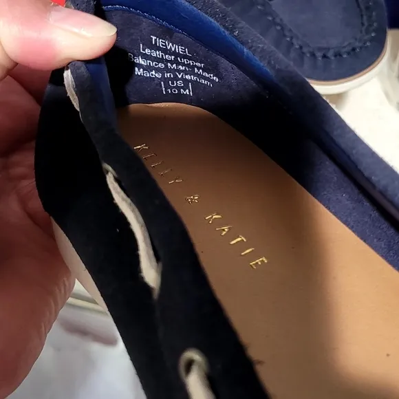 Kelly and Katie Tiewel Blue Slip On Leather Boat Shoes Loafers