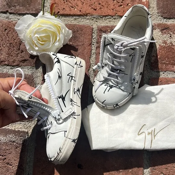 Kids Giuseppe Zanotti Double Zip All Over Print Low Sneaker.