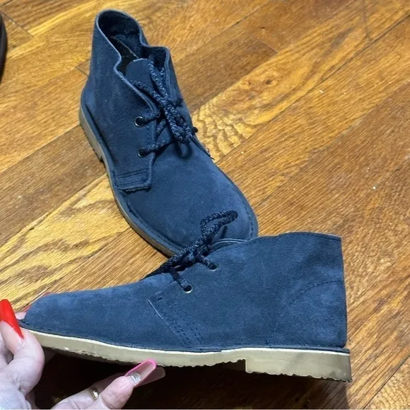 La Autentica boys suede ankle boots dress ze 1