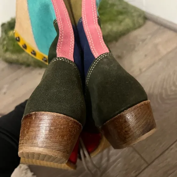 Lace Up Boots Vibrant Style