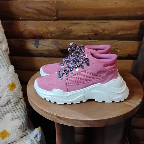 Last Women's Pink Sneakers