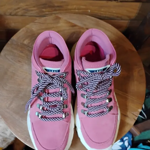 Last Women's Pink Sneakers