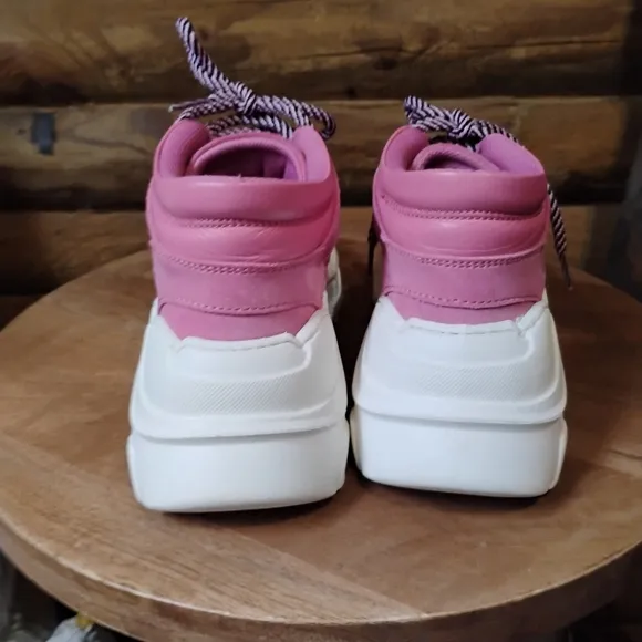 Last Women's Pink Sneakers