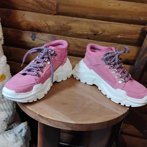Last Women's Pink Sneakers