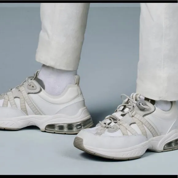 🎉last deal 🎉Zara white Sneakers