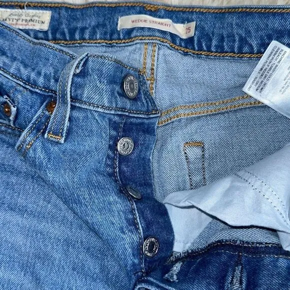 Levi’s wedgie fit high waist jeans | Sz 25