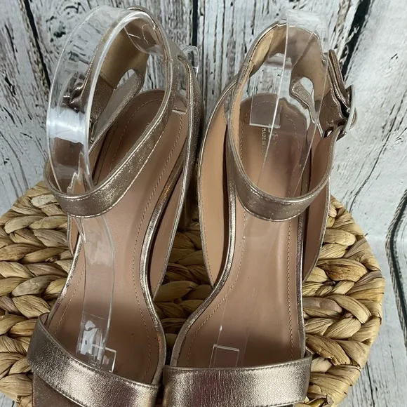 Lewit “Guilia” Heeled Sandals Rose Gold Leather Ankle Wrap Heels 38.5 - 7.5