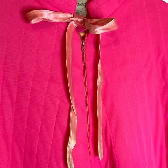 Lisanne Distinctive Loungewear Barbie Pink Housecoat Dress Bubblegum Vintage