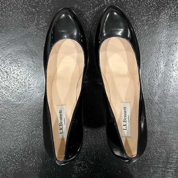 L.K. Bennett Stila Black Patent Courts Size 38/7
