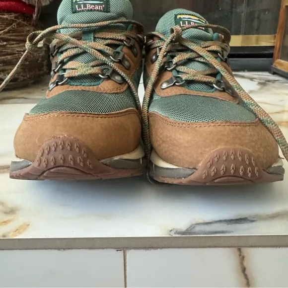 LL Bean Women’s Mountain Classic Ventilated Hiking Boots Camping Outdoors Size 8