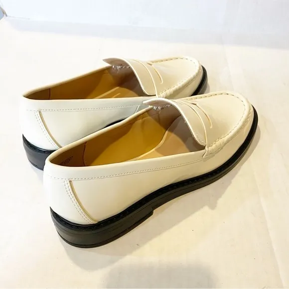 LOFT Penny Loafer Creme