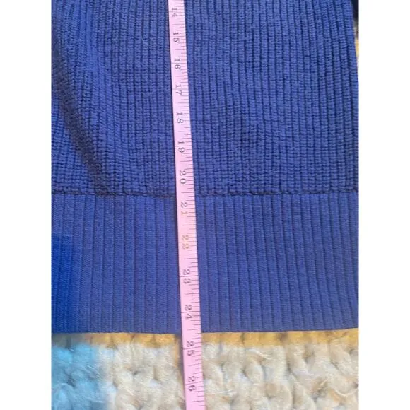 Lululemon merino wool blue v neck sweater size xl/xxl
