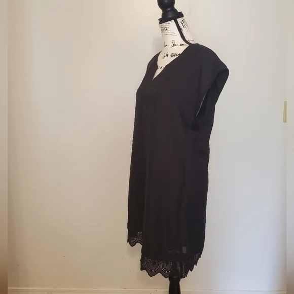Madewell | Black &quot;Little Black Dress&quot; Cap Sleeves Lace Bottom V Neck - Size