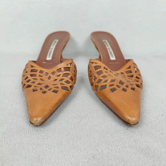 Manolo Blahnik Sandals Womens 36 6 Tan Laser Cut Slide Heels Mules Y2K Low Heel
