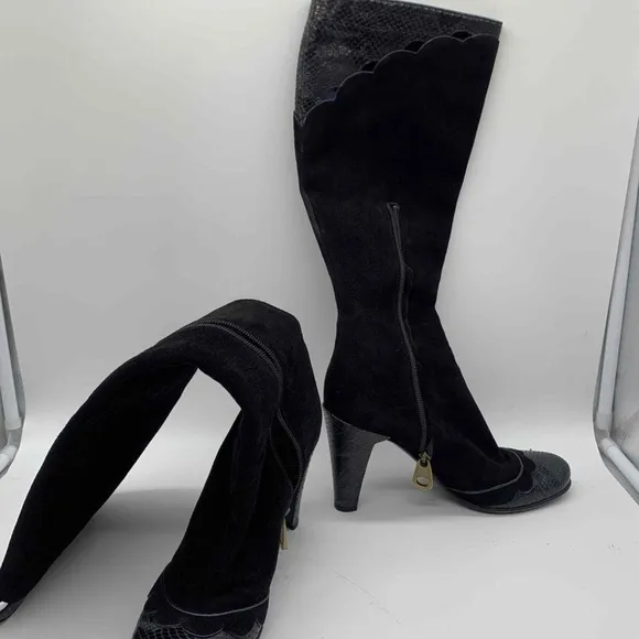 Marc Jacobs black suede knee high heel boots 8