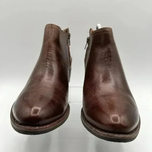 Matisse Kate Ankle Booties 8 M Womens Smooth Distressed Leather Buckle Strap Zip