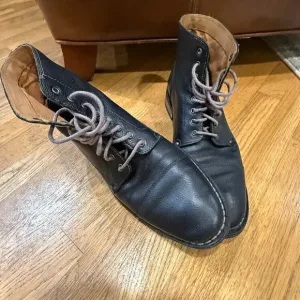 Men’s Cole Haan Lace Up Black Leather Boots Size 11.5 Dress Up Casual Biker