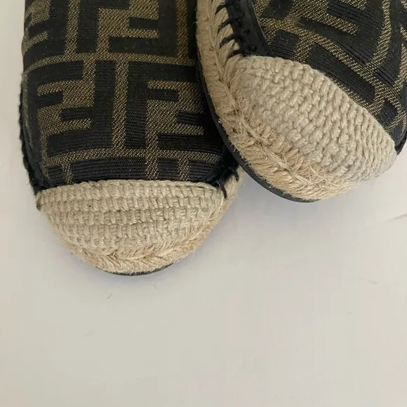 Men's Designer Slip-On Shoes - Black and Brown size EU 10 US11