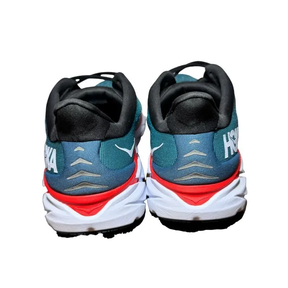 Men’s Hoka Clifton 8 athletic running shoes size 11 D Blue