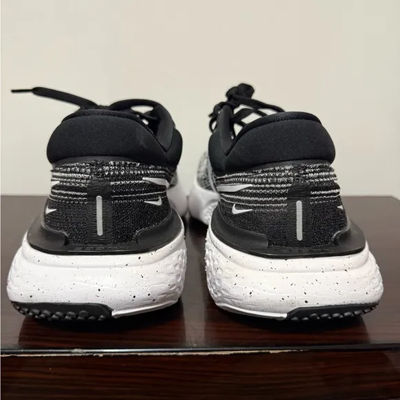 Men's Size 12 Nike ZoomX Invincible Run Flyknit Oreo CT2228-103 Running Shoes