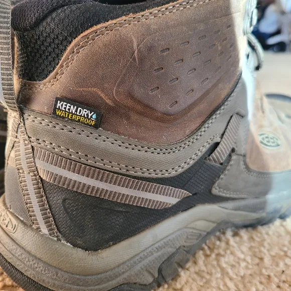 Men's Targhee III Waterproof Mid hiking Boot