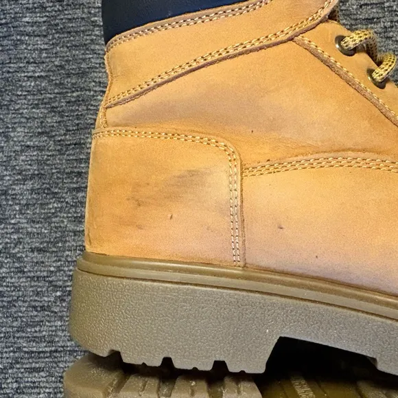 Men’s Wolverine Cheyenne Tan Leather Work Boots Style #W01038 Size 7.5
